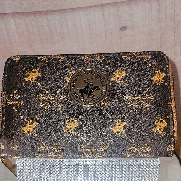Beverly Hills Polo Club Handbags - Beverly Hills Polo Club Wallet